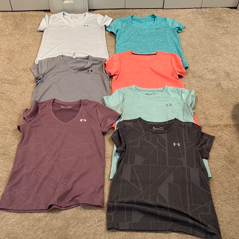 7 under Armour womens tshirts size medium